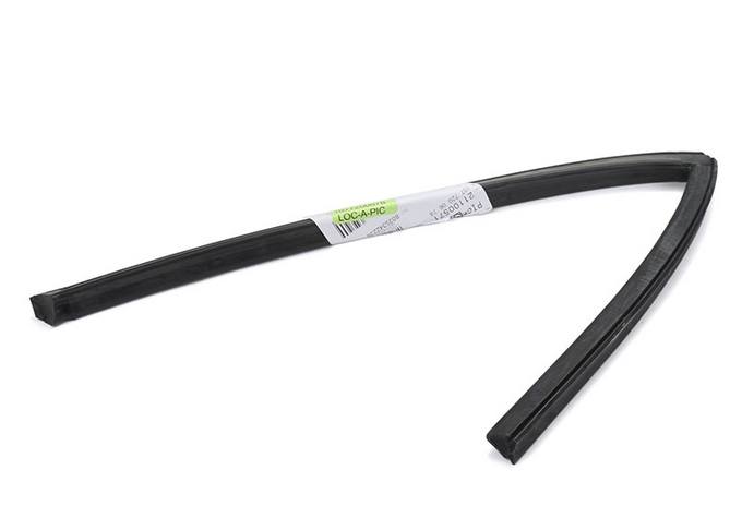 Mercedes Removable Hardtop Seal - Passenger Side 1077200678